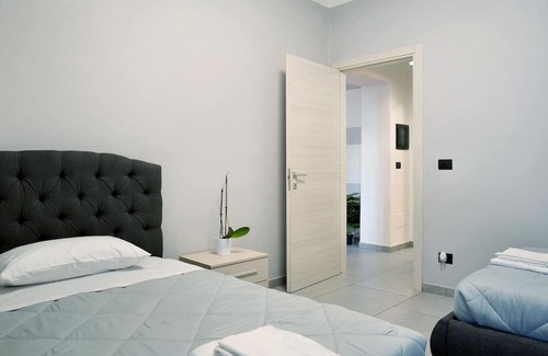 Saluzzo Wohnung | Apartment 'Civico 16' with Balcony