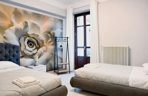 Saluzzo Wohnung | Apartment 'Civico 16' with Balcony
