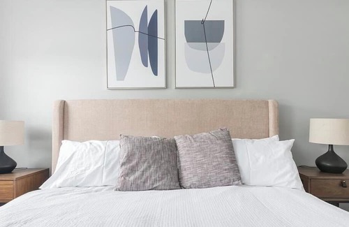 High Point Wohnung | Landing at Oakview Terrace Townhomes - 2 Bedrooms in Downtown High Point