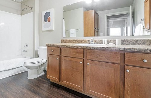Brooks City Base Wohnung | Landing at The Anderson at Brooks - 1 Bedroom in Stinson Airport Vicinity