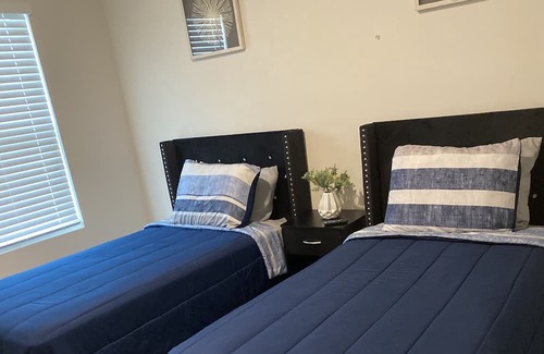 Lithia Springs Haus | Spacious 5-bedroom house with AC and WiFi in beautiful Lithia Springs