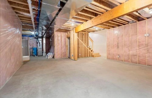 Enchanted Hills Haus | Like new 4 bedroom 2.5 bath home with boat slip on Lake Wawasee, IN. Sleeps 11+