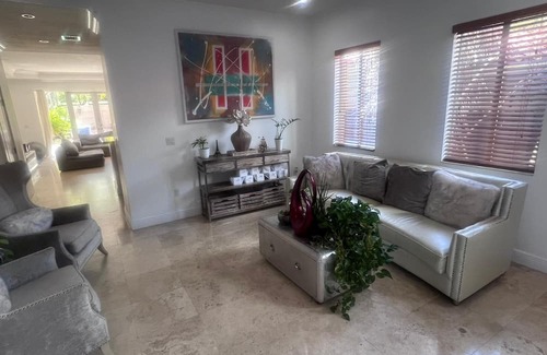 The Roads Haus | 3-bedroom 3.5 Bathrooms townhome in enjoyable Heart of Downtown Miami with Pool