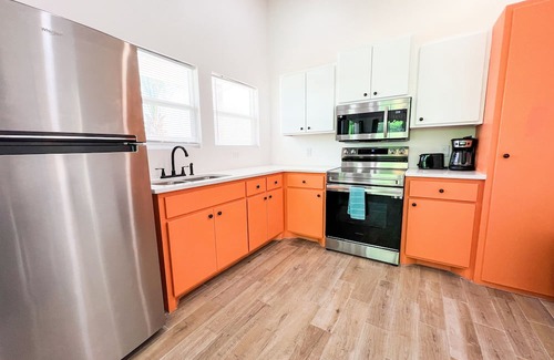 Aransas Pass Kabine | Escape to our cozy 2 bedroom cabin in Aransas Pass, perfect for families of up to 6