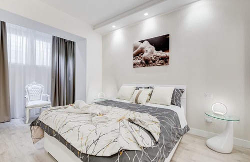 Testaccio Wohnung | BMGA | The White Crown Apt in Testaccio