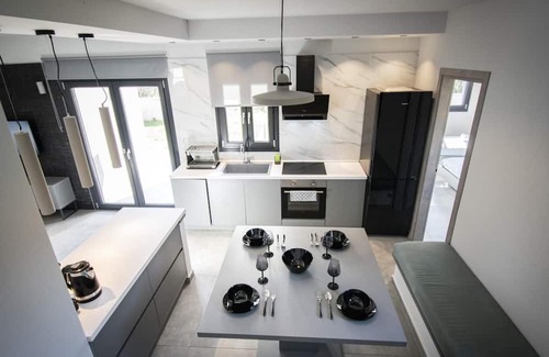 Nea Iraklia Villa | Theasea Villa Cooling Heated Floor