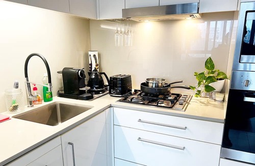 Bowen Hills Wohnung | Bowen hills convenience- doorstep to RNA / RBWH, pet friendly!