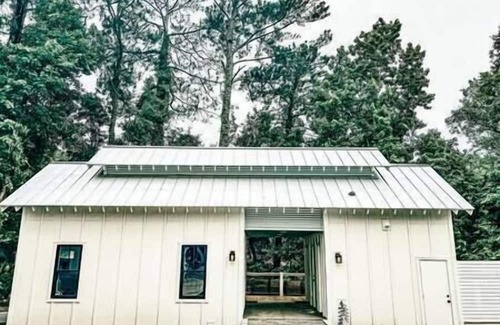 Hanahan Haus | Pool House on a tidal creek