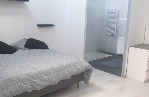 Croixanvec Haus | Homerez - Spacious house for 8 ppl. with swimming-pool, jacuzzi and terrace