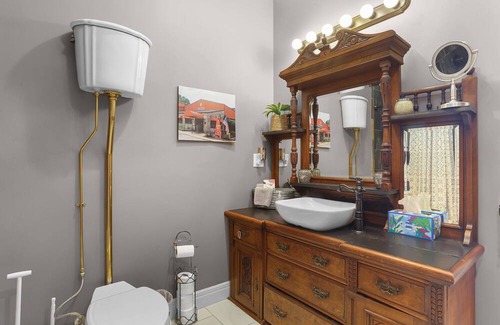 Washington Haus | Private Room w/ Shared Bath