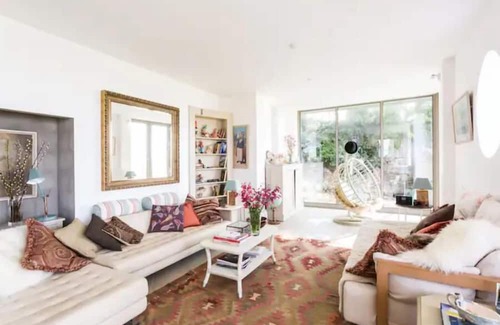 Portishead Haus | Captivating 7-Bed House in Bristol