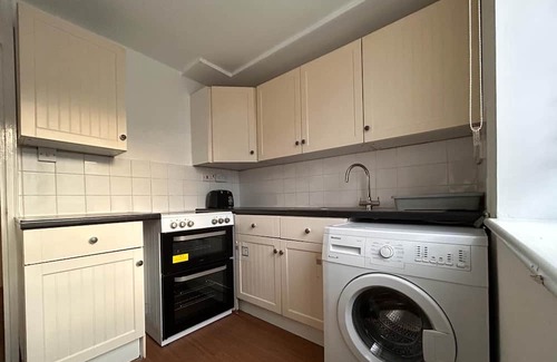 Whalebone Wohnung | Specious 1 Bed flat in east London with Parking and free wifi