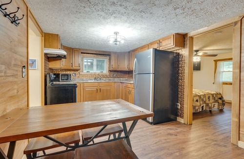 Wellston Kabine | Jackson County Cabin w/ Fire Pits & ATV Trails!