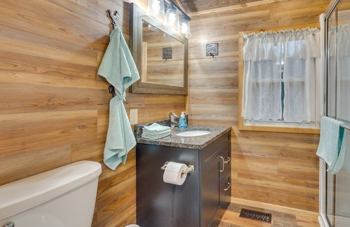 Wellston Kabine | Jackson County Cabin w/ Fire Pits & ATV Trails!