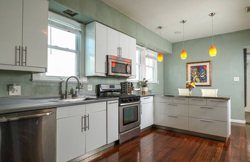 Freret Haus | Charming Bungalow with Pool in the Heart of Uptown Nola!