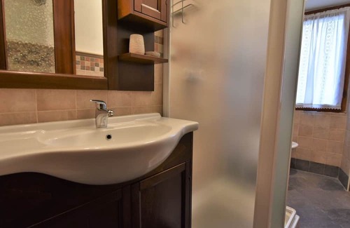 Temu Wohnung | Nice apartment for 4 people with TV, pets allowed and parking