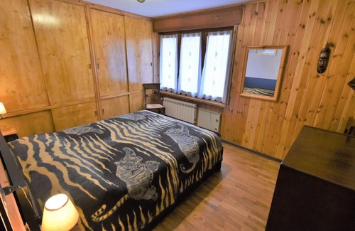 Temu Wohnung | Nice apartment for 4 people with TV, pets allowed and parking