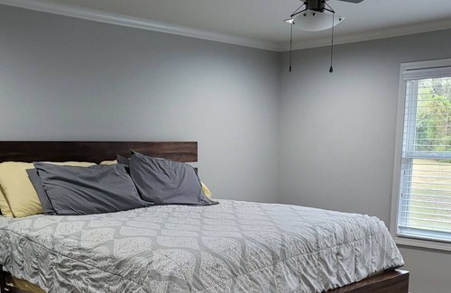 Quitman Haus | Eclipse by the lake or at this beautiful home with 3 acres.