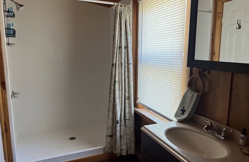 Brunswick Haus | House by The River