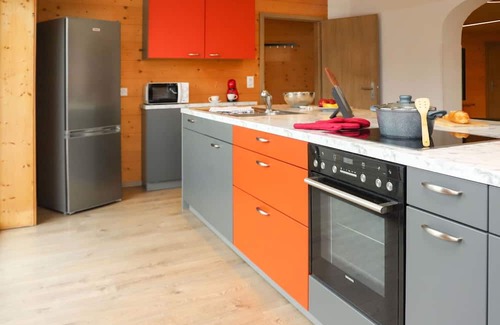 Vionnaz Wohnung | Nice apartment for 6 people with WIFI, TV, terrace, pets allowed, panoramic view and parking