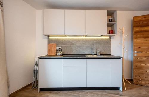 Prali Wohnung | Beautiful apartment for 6 guests with WIFI, TV, balcony and parking