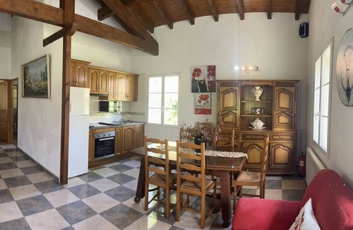 Navarra Pyrenees Wohnung | Apartment 'Etxezurialde Ll' with Mountain View, Private Terrace and Wi-Fi