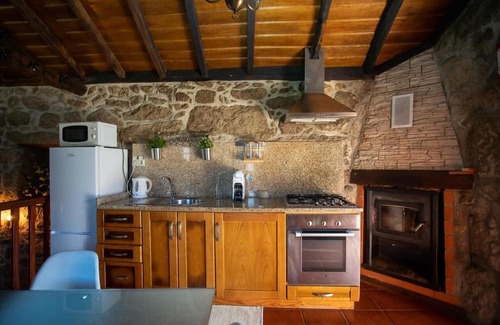 Lindoso Wohnung | Apartment 'Casa Do Charco - Peneda Gerês' with Mountain View, Wi-Fi and Air Conditioning