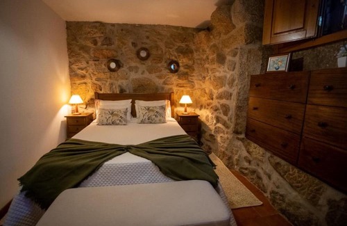 Lindoso Wohnung | Apartment 'Casa Do Sertão - Gerês' with Mountain View, Private Terrace and Wi-Fi