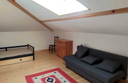 Chateauneuf-d'Oze Haus | Homerez - Big house for 12 ppl. with garden and terrace at Châteauneuf-d'Ozé