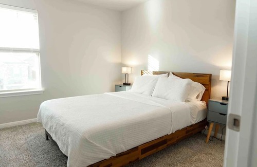 Williamson County Haus | Spacious home to meet all of your needs.