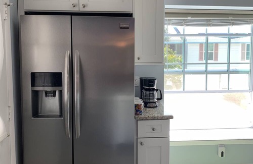 Capri Isle Haus | Charming townhome condo in a quiet Isle of Capri community.