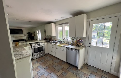 Red Oaks Mill Haus | Private Home with Inground Pool on 3 Acres.