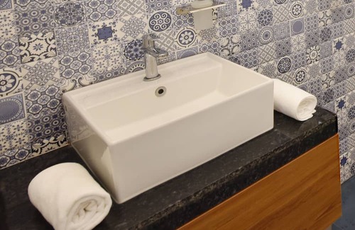 Alto de Porvorim Wohnung | Entire one BHK Condo in North Goa - with Breakfast