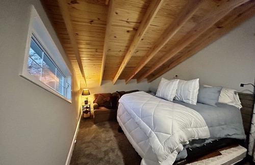 Dundee Haus | The Bella Luna on Moon Lake near Clarksdale, MS