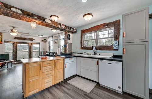 Hardyville Haus | Bonnieville Retreat 19 Mi to Mammoth Cave!