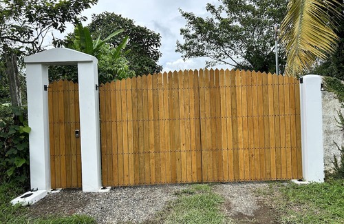 Palma Wohnung | Studio cabin with AC & WiFi located in a Tropical Paradise