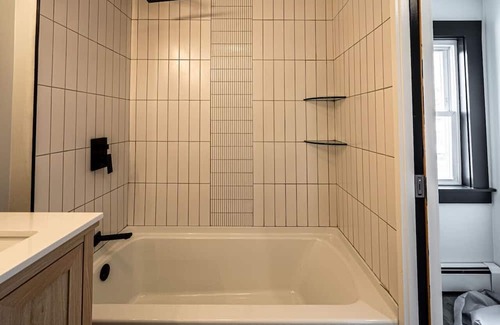 Exeter Haus | Single Family Home in Exeter-NH