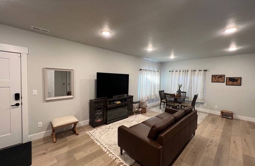 Park City Haus | 1140 Base Camp w/1 Car Garage-20-30mins to Resorts