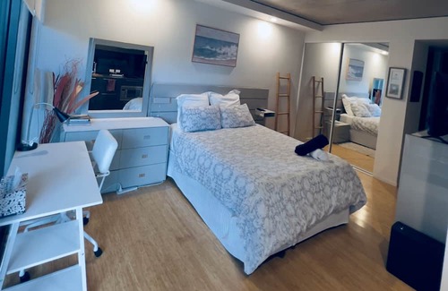Dickson Wohnung | Capital City Studio on Northbourne Ave, offering both comfort and functionality.