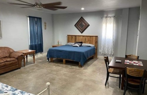 Port Lavaca Wohnung | Sunset Haven: Your Seaside Escape