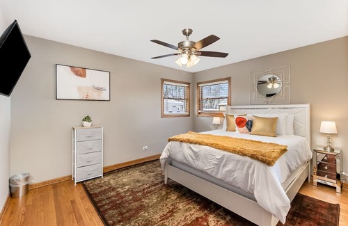 Leroy Haus | Saint John Indiana Rental