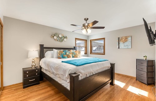 Leroy Haus | Saint John Indiana Rental