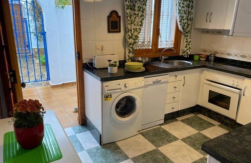 Garrucha Haus | Apartamento en Vera Playa, a 2 Minutos a pie de la Playa, Ideal Familias