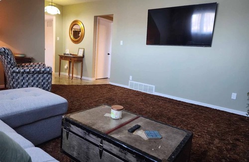 Tillsonburg Wohnung | Generational Delight!!