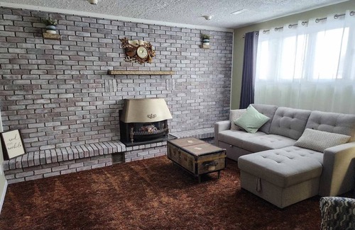 Tillsonburg Wohnung | Generational Delight!!
