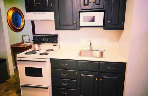 Tillsonburg Wohnung | Generational Delight!!