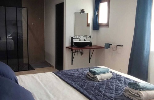 Pleugriffet Haus | Homerez - Big house for 12 ppl. with spa and terrace at Pleugriffet