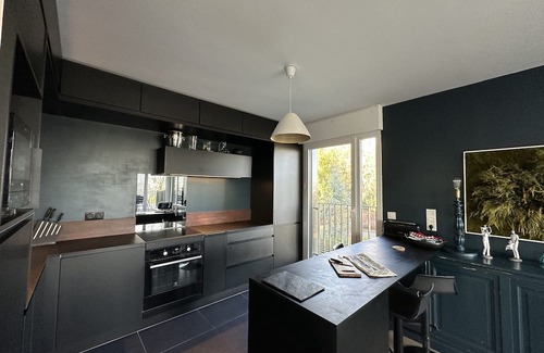 Meudon Wohnung | Luxury apartment with TERRACE and view of Paris EIFFEL TOWER, calm and greenery