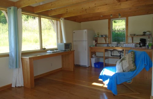 Tay Valley Hütte | Quiet cottage next to a peaceful home on 27 forested acres 1 hr. west of Ottawa