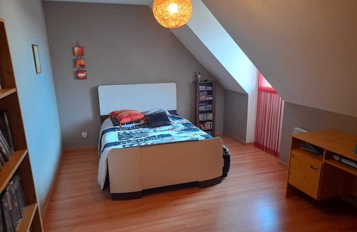 Mormant Haus | Homerez - Spacious house for 7 ppl. with garden and terrace at Mormant